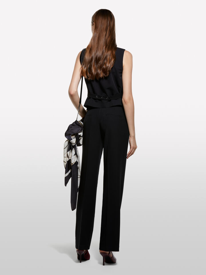 Black slim fit vest - women's vests and sleeveless jackets - Black | Sisley image number 2